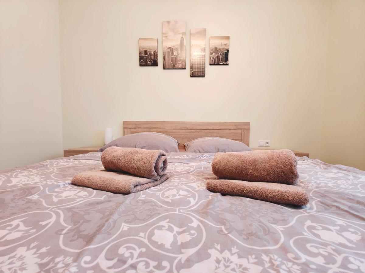 Apartman V Centru Κάρλοβι Βάρι Εξωτερικό φωτογραφία