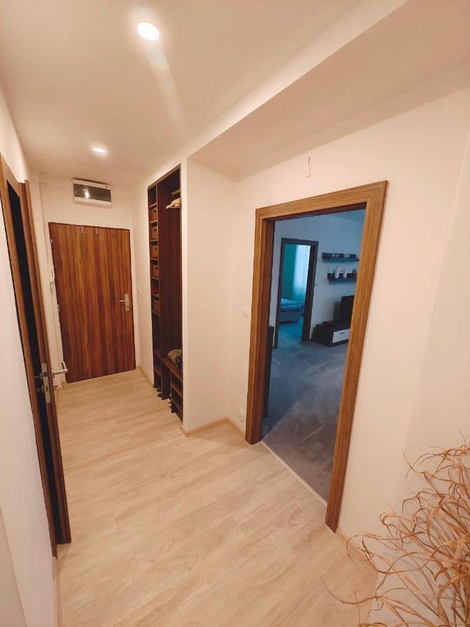 Apartman V Centru Κάρλοβι Βάρι Εξωτερικό φωτογραφία